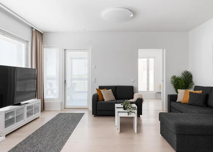 Borg Katarina - Riverside View