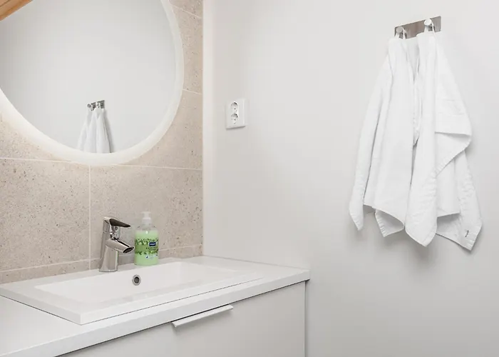 Borg Katarina - Riverside View Апартаменты